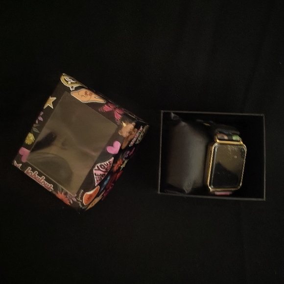 Colorful Floral Patterned Box - Picture 4 of 7